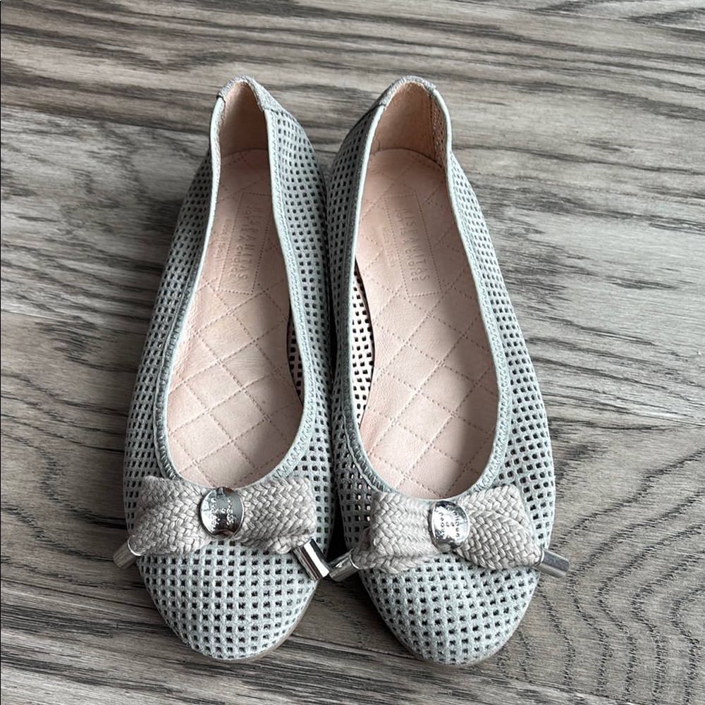 Hispanitas perforated flats size 37,US7